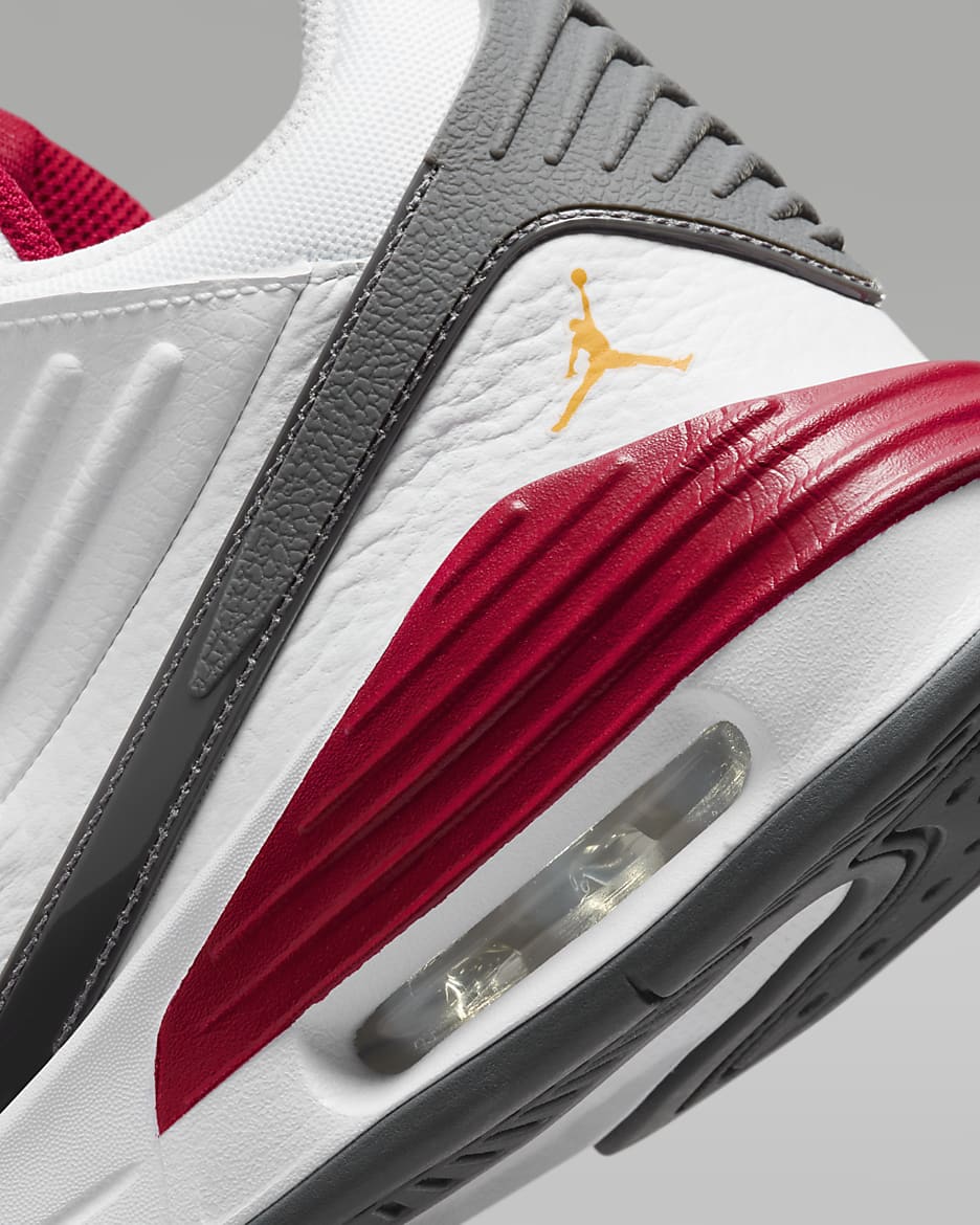 Jordan Max Aura 5 Men s Shoes. Nike